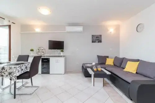 Apartments Rede