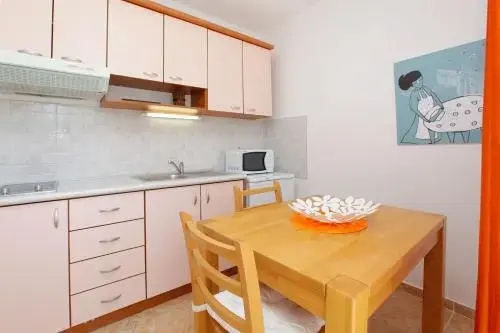 Apartments Villa Adria Bol