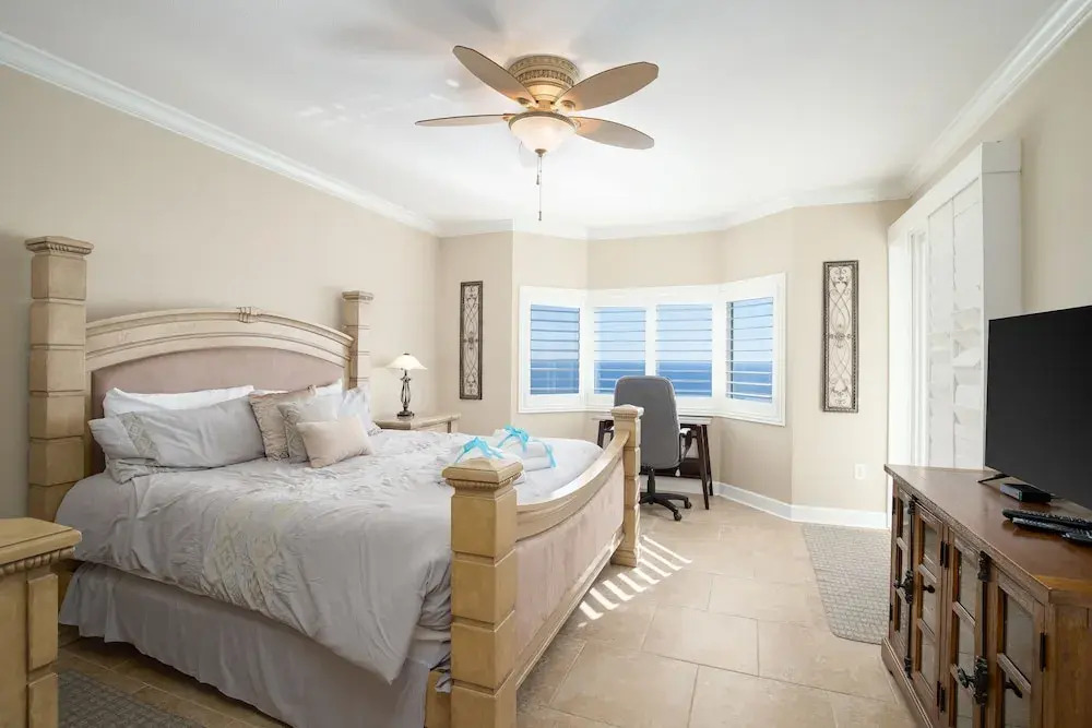 Sleep in Comfort in The Most Spacious 2 Bedrooms Tidewater Has to Offer
