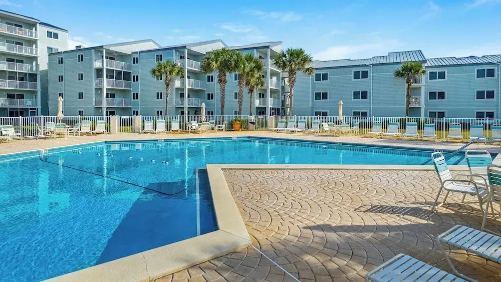Sand Cliffs 108: Steps to Beach & Pool Access!
