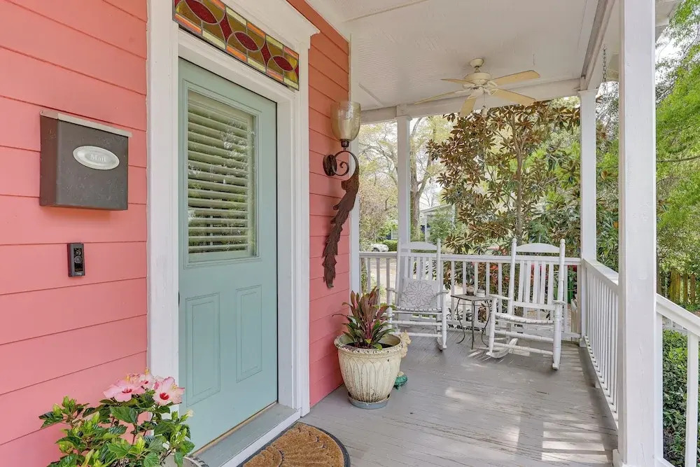 Charming Wilmington Cottage - Walk to Downtown!