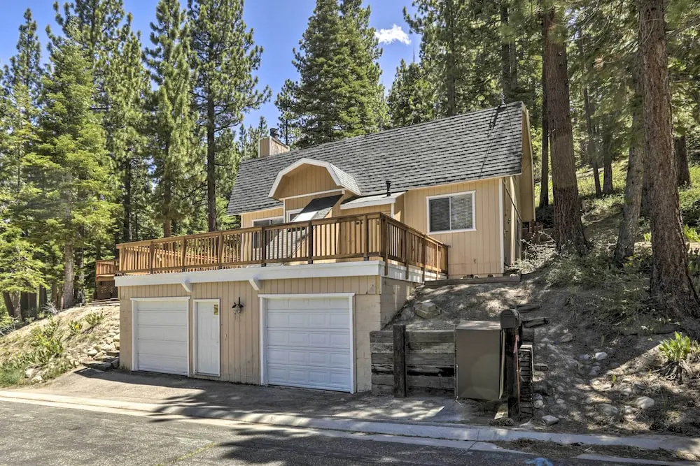 6 Mi to Heavenly Mountain: South Lake Tahoe Rental
