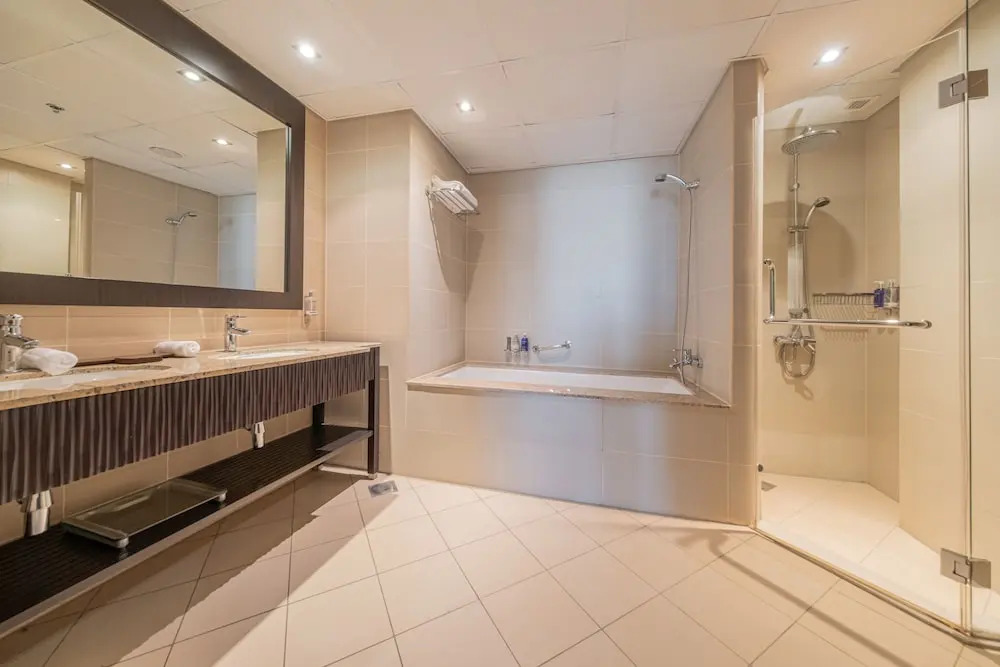 Luxe Getaways Royal Amwaj Palm Jumeirah Resort Apartment Holiday Home