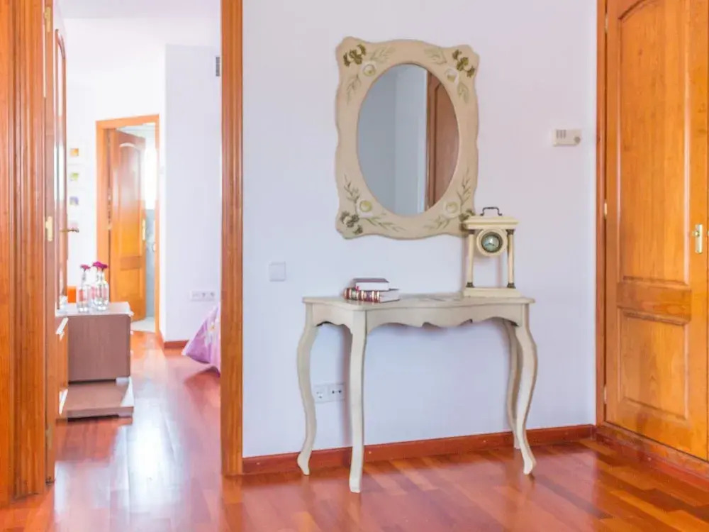 Fantastic Holiday Home for 10 Persons With Private Swimming Pool in Miami Platja
