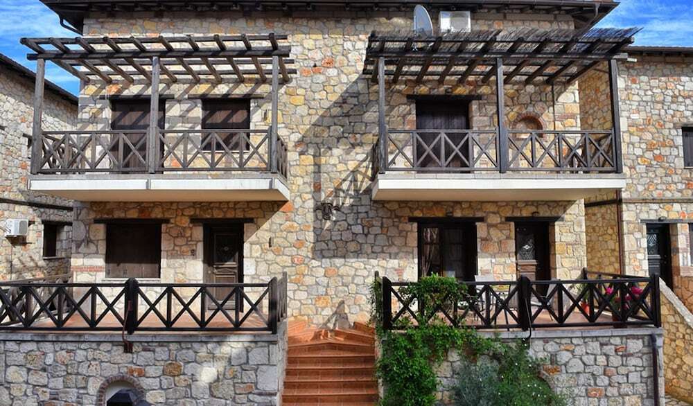 Have a Fabulous Vacation in Chalkidi With Your Family and Stay Here!