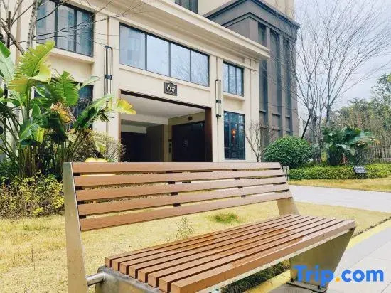 Xincuo Banting No.1 Apartment (Rongsheng Xiyuan)