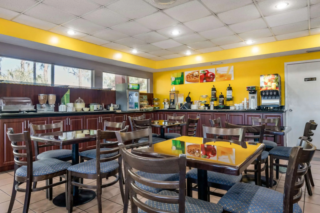 Quality Inn Sarasota North Near Lido Key Beach