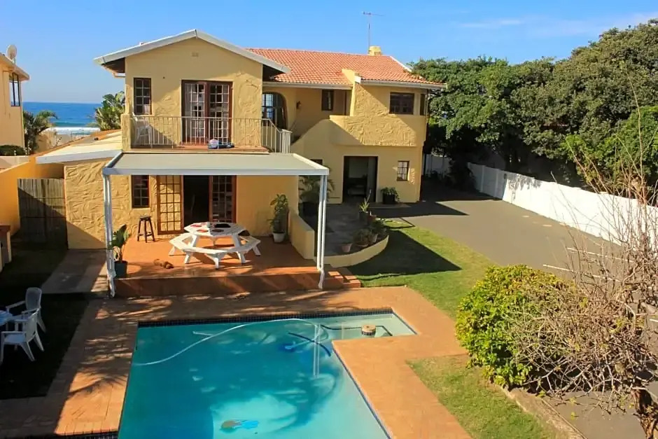 Glenashley Beach Accommodation - B&B and Backpackers