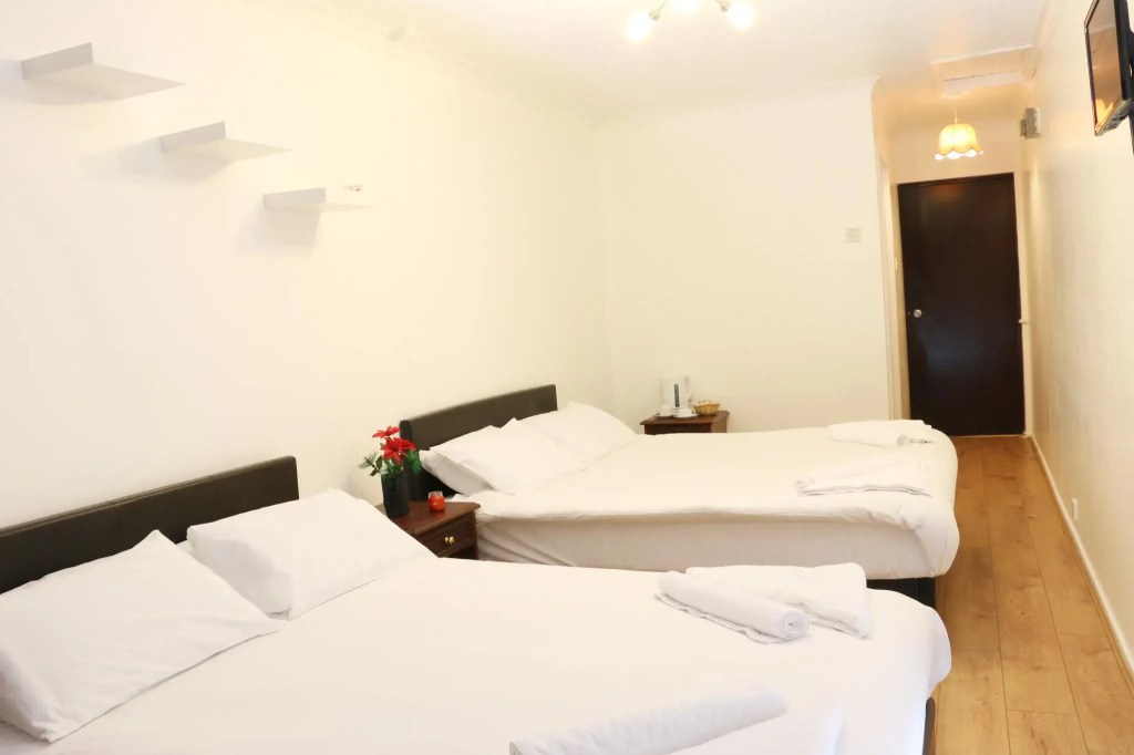 Iway Inn Hotel