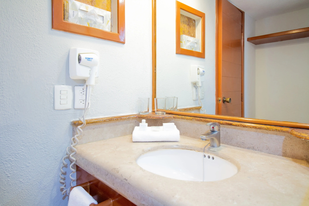 Plaza Pelicanos Club Beach Resort All Inclusive