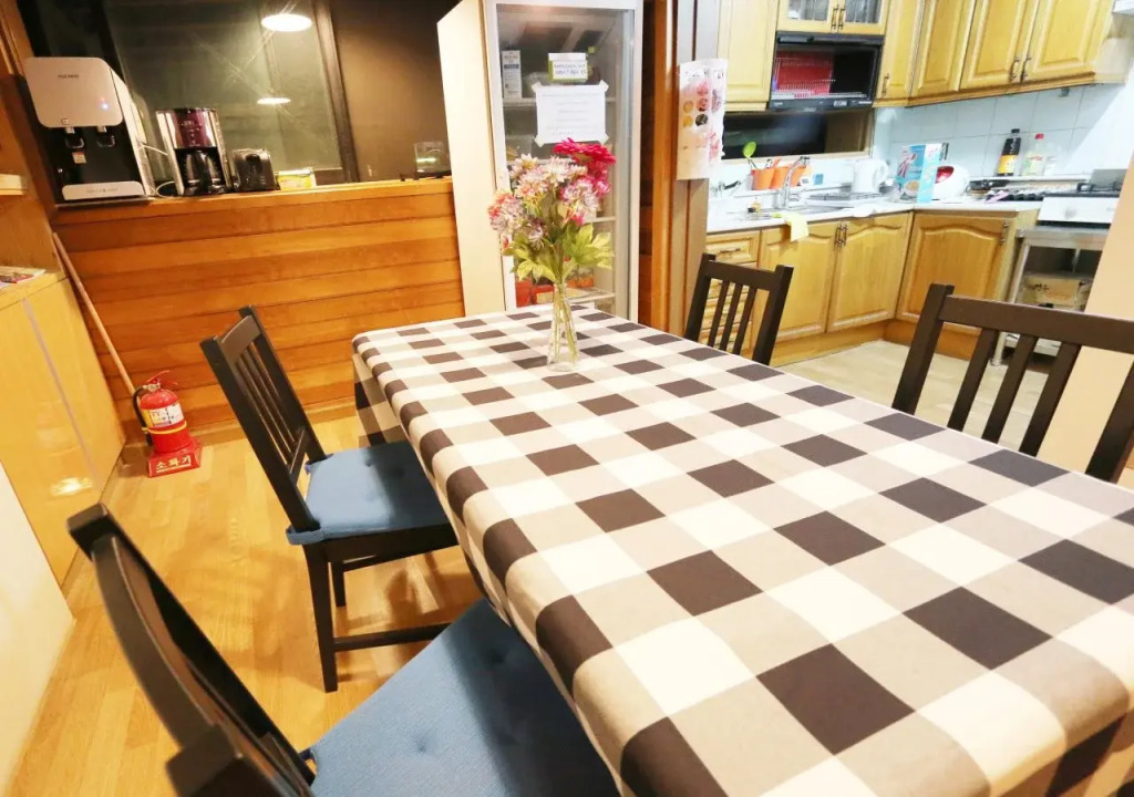 Hostel Maru Hongdae