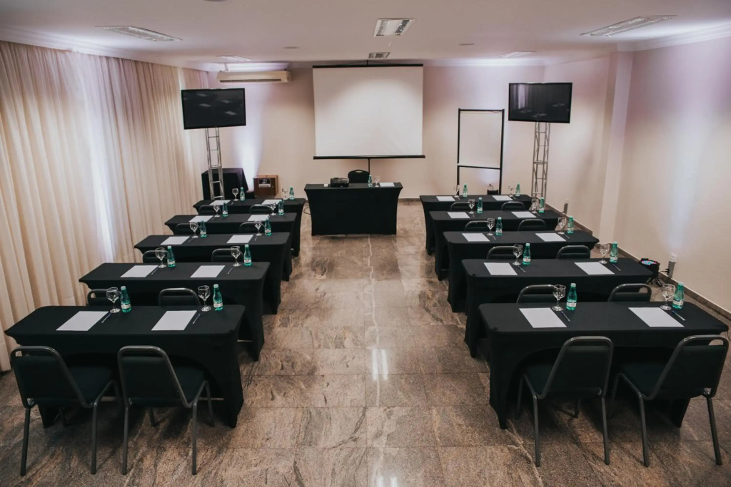 Aruá Hotel, Restaurante e Convenções