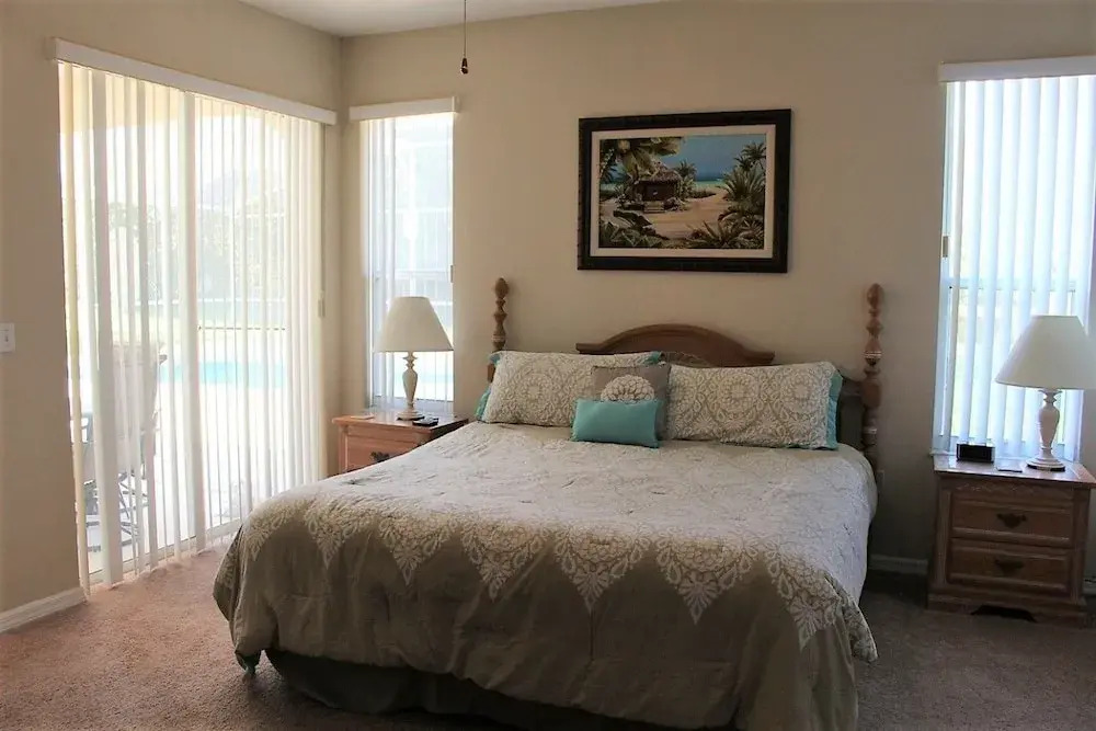 4 Bedroom Pool Home near Disney by Dreams VR