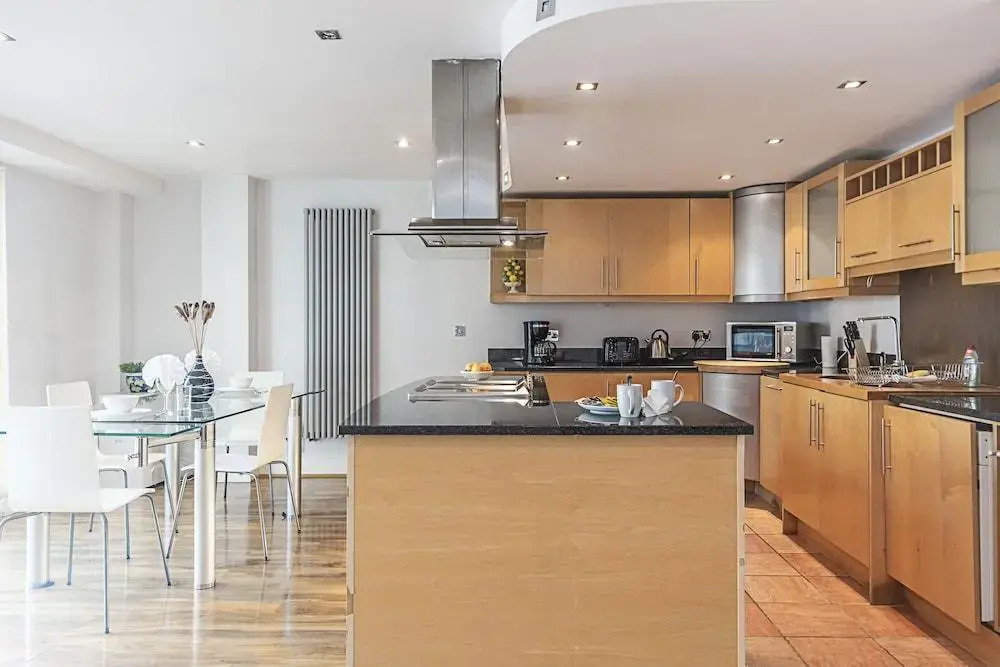 Oakwood Luxury Living Apartments