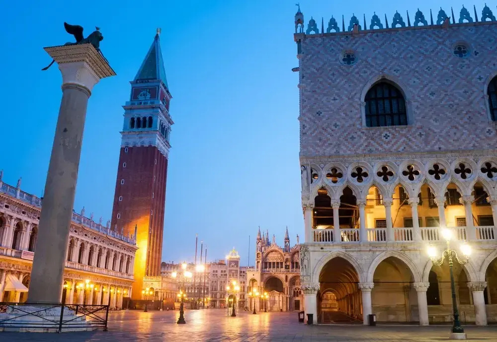 Stunning 15-bed Villa in Dolo, Close to Venice, IT