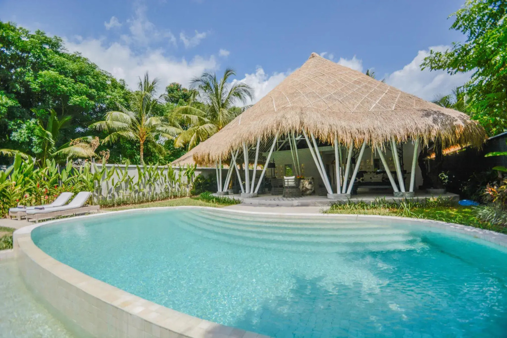 The Beach Villa