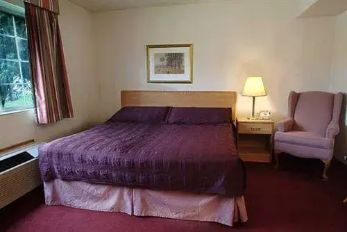 Plymouth Suites