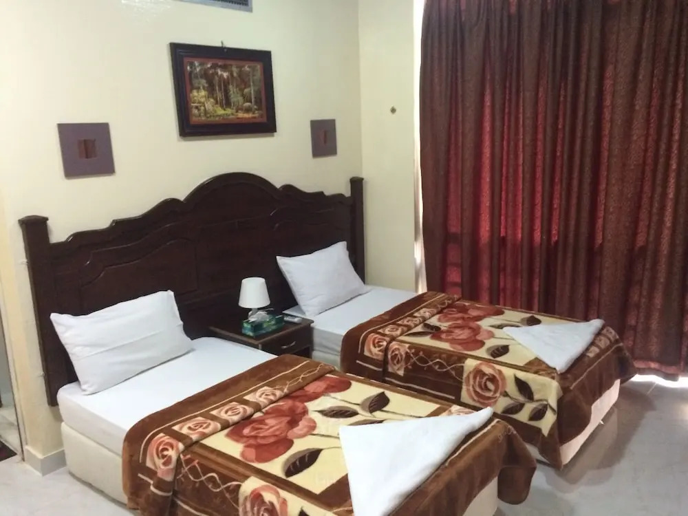 White Sand Hotel