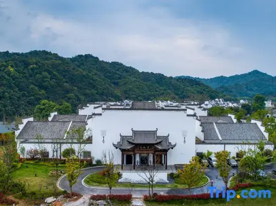 Wuyuan Yuehuitang