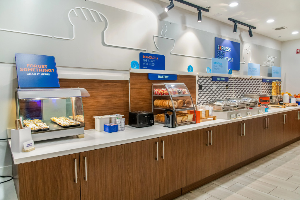 Holiday Inn Express Hotel & Suites Pittsburgh-South Side by IHG