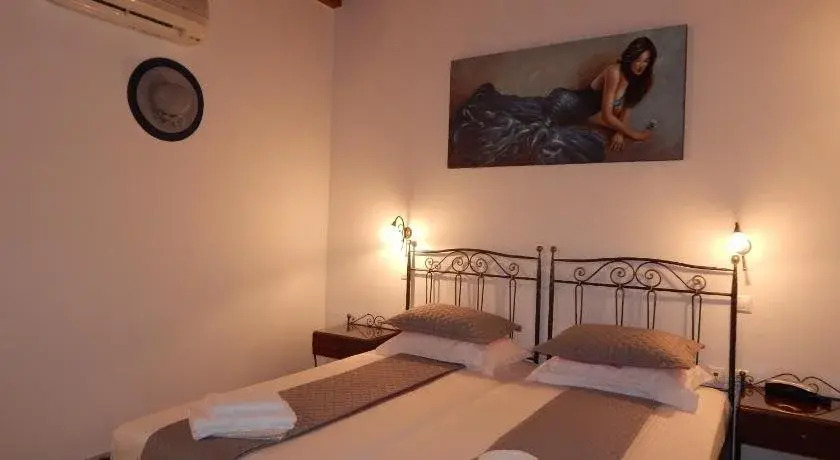 Nisiotiko house in Tinos near the beach