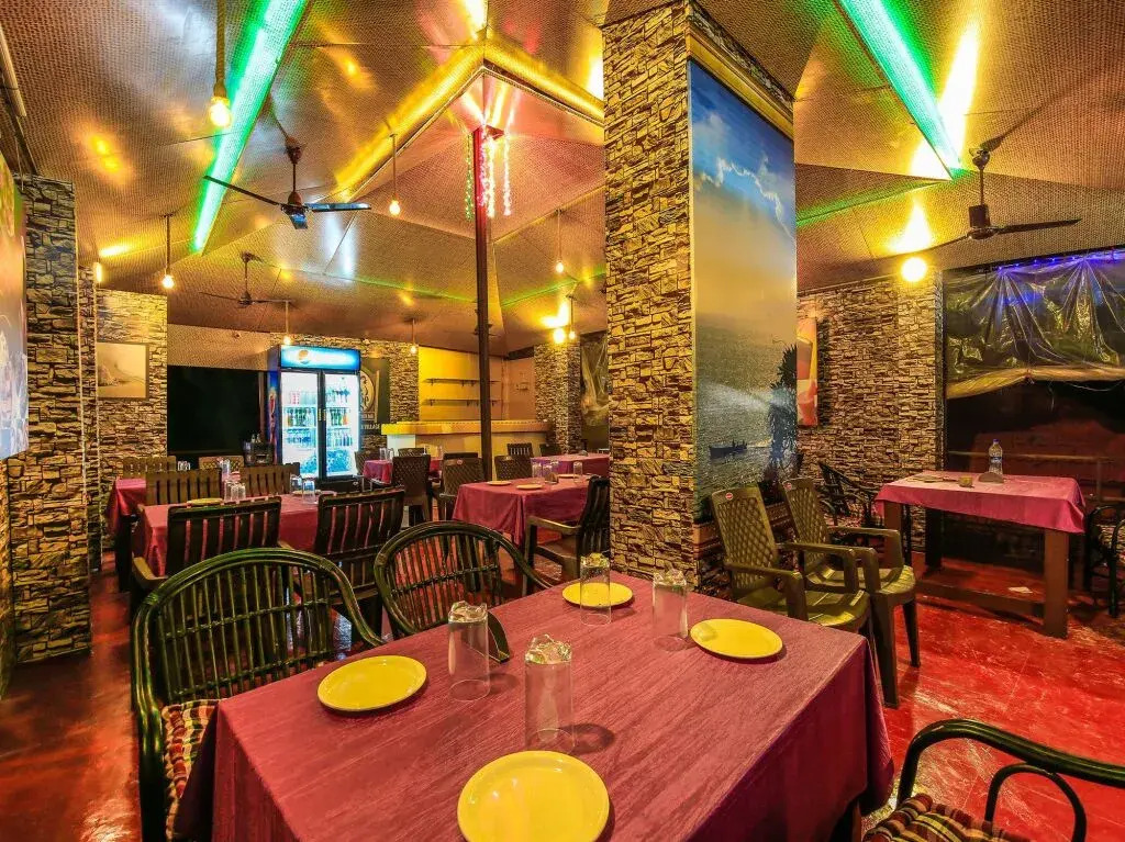 Hotel Victoria by OYO Rooms
