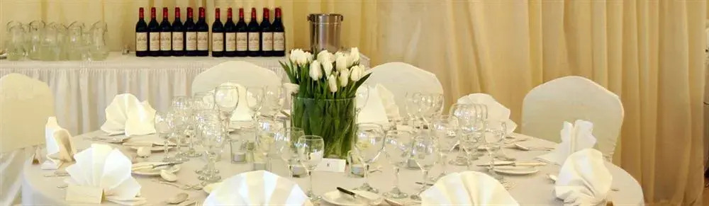 Vaughan Lodge Hotel