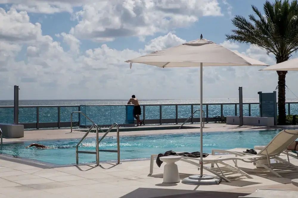 Cote D'Azur Ocean Apartments Miami Beach
