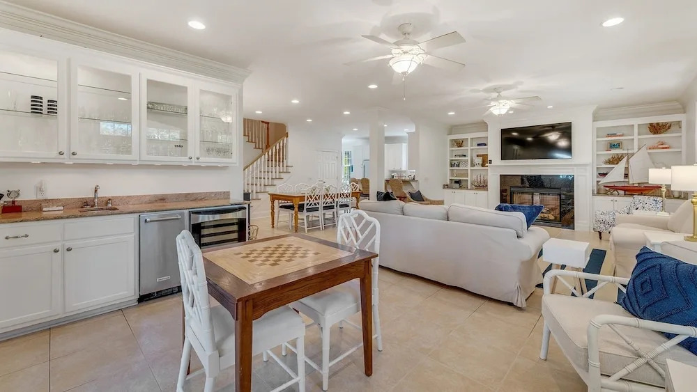 Tranquil Beach House Conveniently Located Near The Ocean Beach Retreat 5 Bedroom Home by Peace Vacations