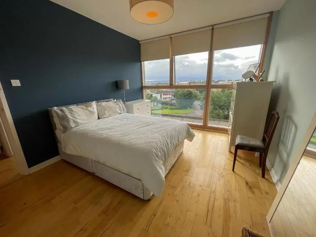 SECC HYDRO 3 bedroom Apartment with View