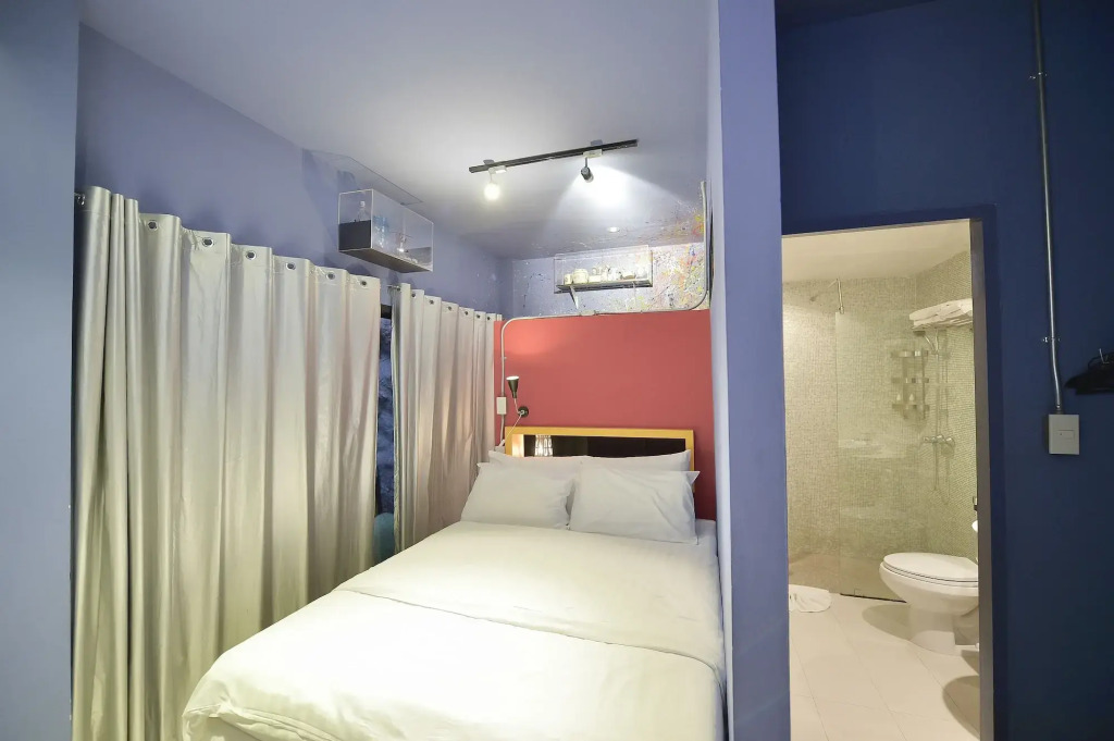 Collection O Jasaen Stylish Unique Hotel