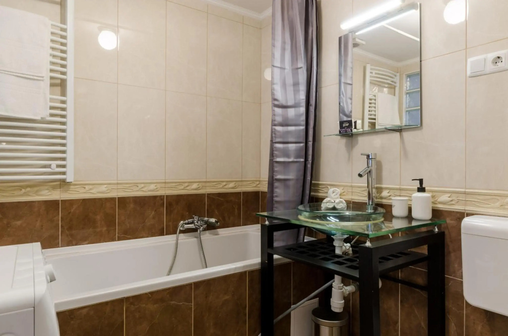 I30 Studio Apartment In Central Location.
