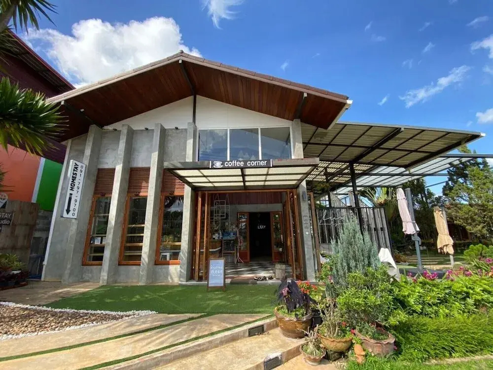 Lux Homestay
