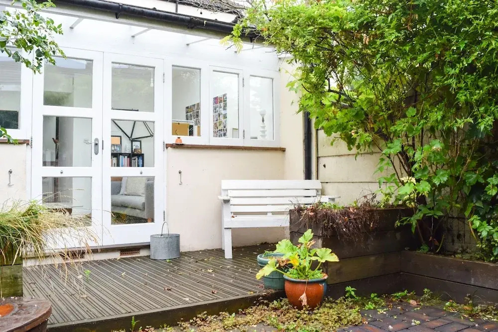 Stylish 2 Bedroom House In Nunhead With Garden
