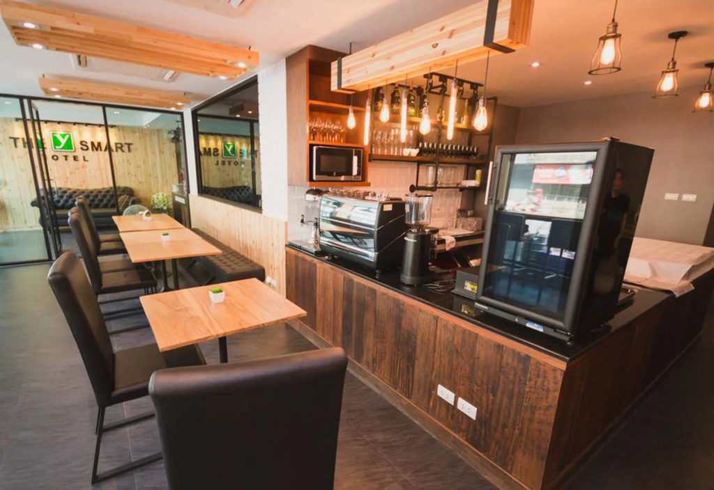 The Y Smart Hotel