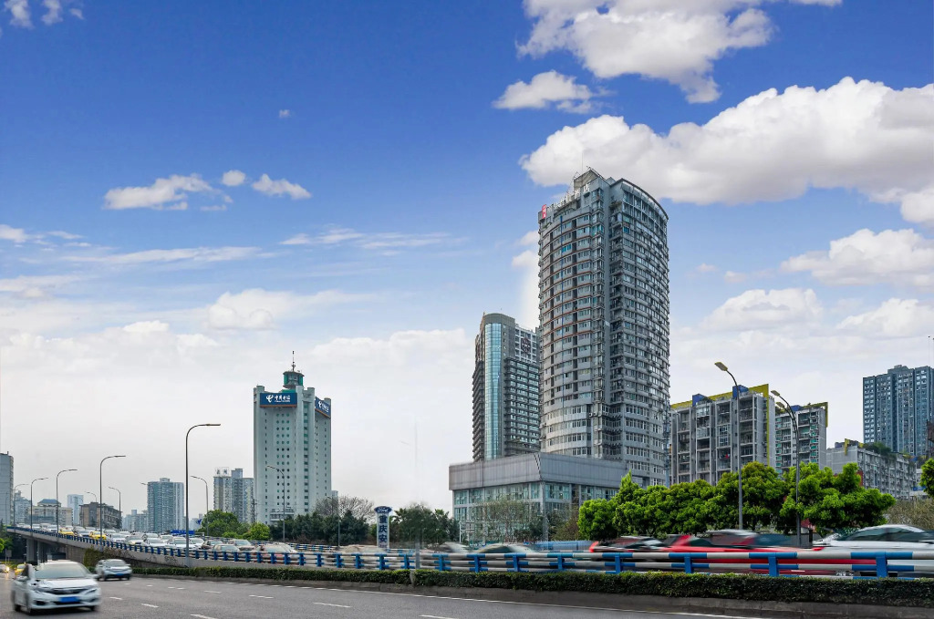 Rezen Kingtown Hotel (Chongqing Xinpaifang)