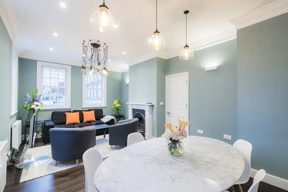 Elegant 2 bed Flat Close to Kensington Gardens!