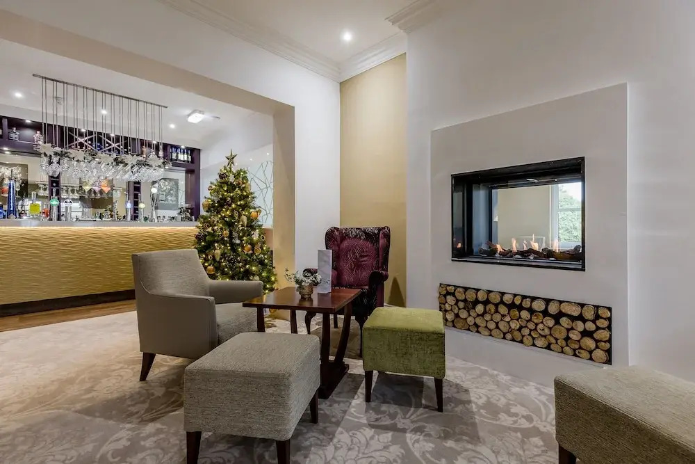 The Melbreak Hotel