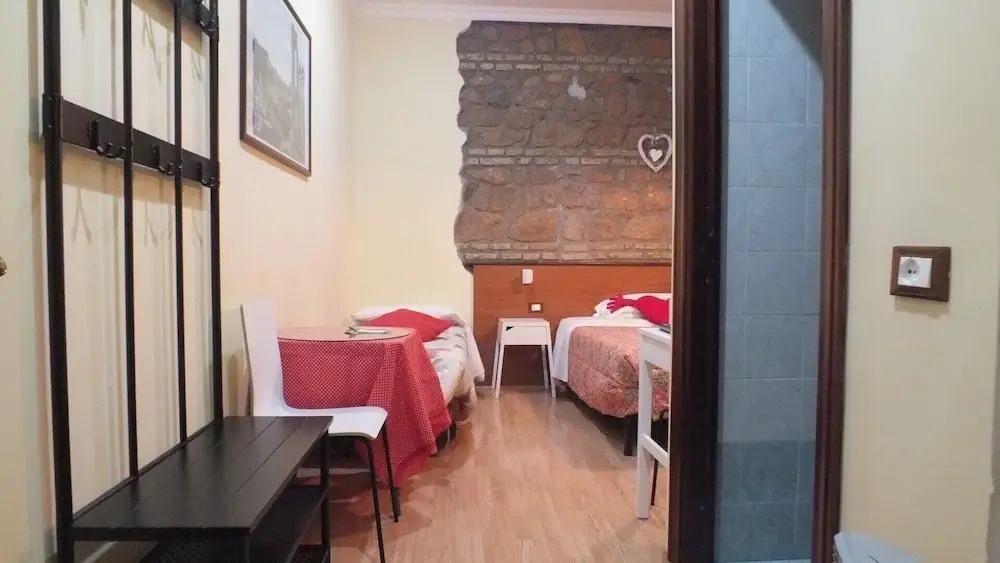 Guest House 64