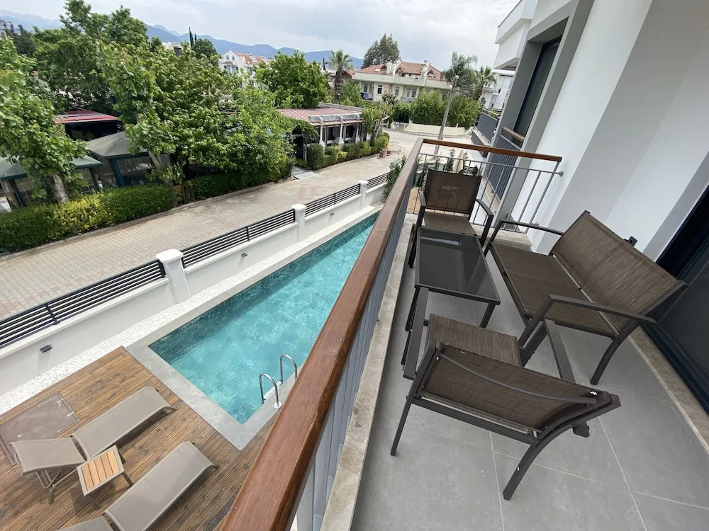 Avilia Suites
