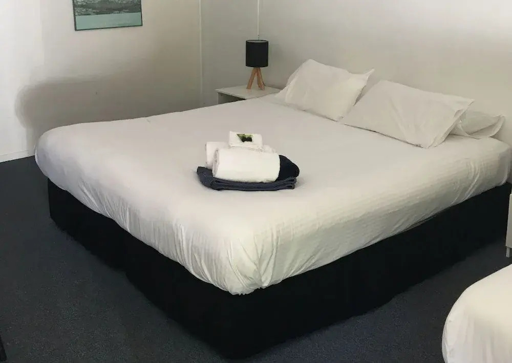 Country Lodge Motel