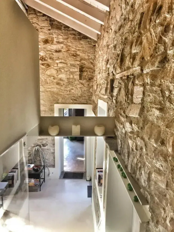 Tra Sassi Stelle apt in a Lake View Stone House