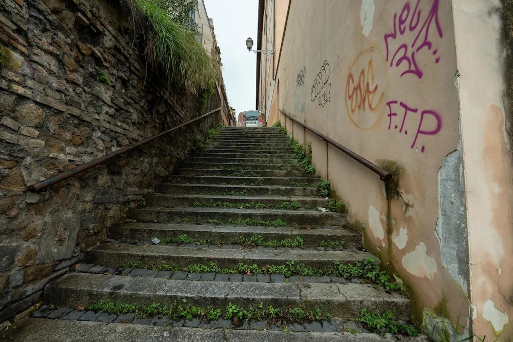 Close to San Pietro and Castel S Angelo Loft Gianicolo