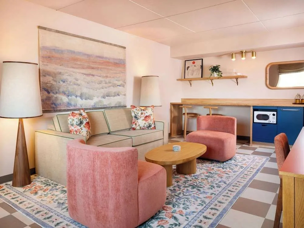 ARRIVE Albuquerque, a Member of Design Hotels