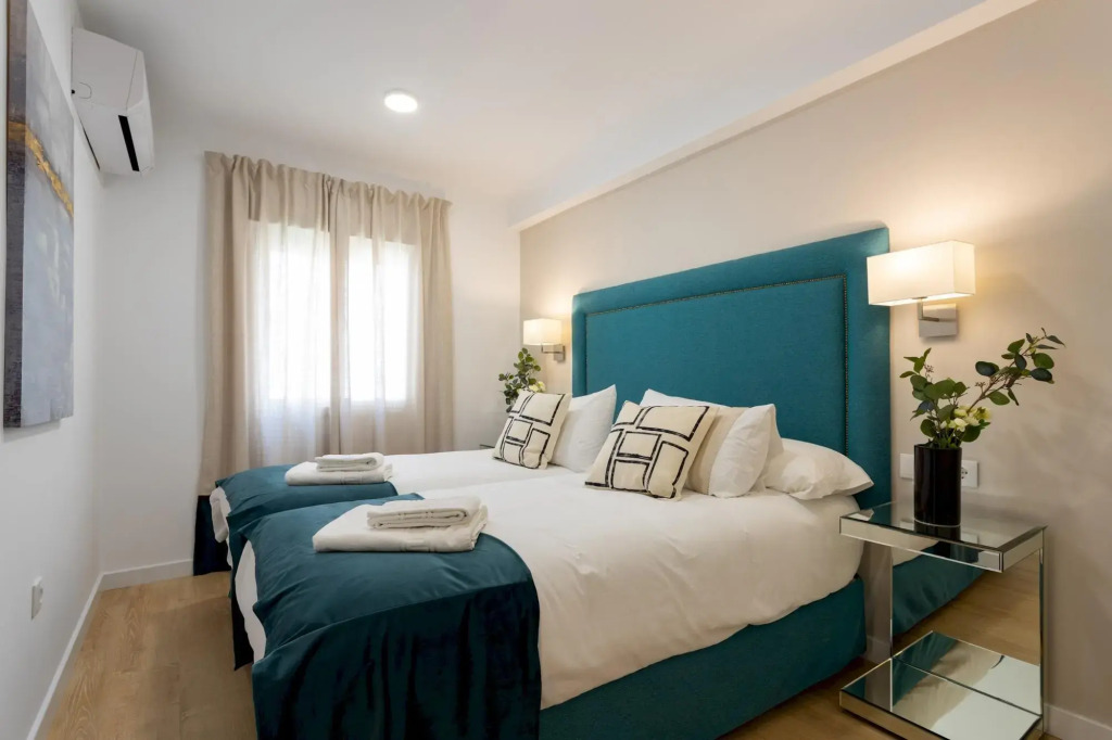 Tranquil Apartment in El Arenal Area. Velarde III
