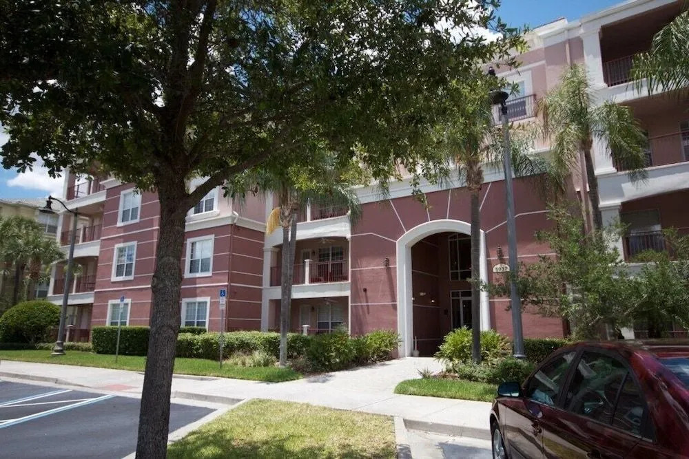 Beautiful Condo at Vista Cay Resort Near WDW
