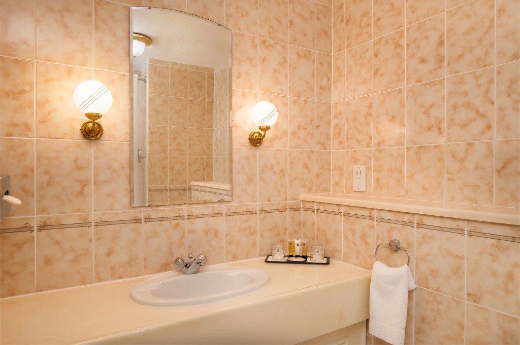 Copthorne Effingham Gatwick Hotel