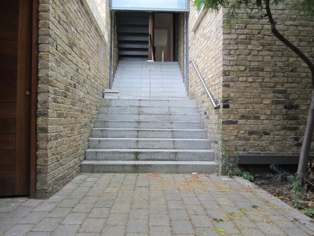 Parsons Green Lane Apartment