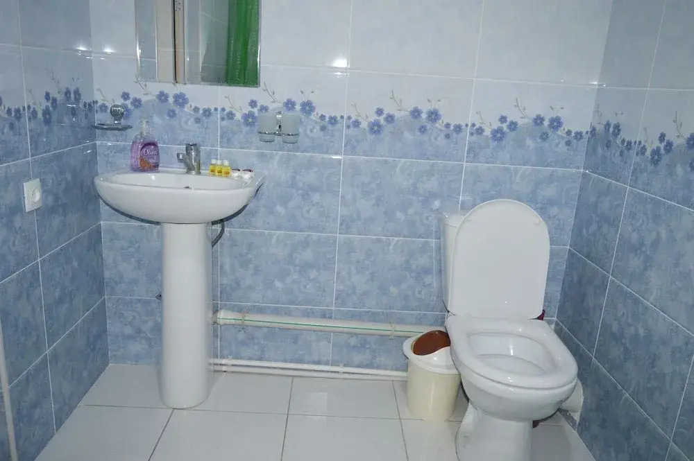 Hazrat Hotel