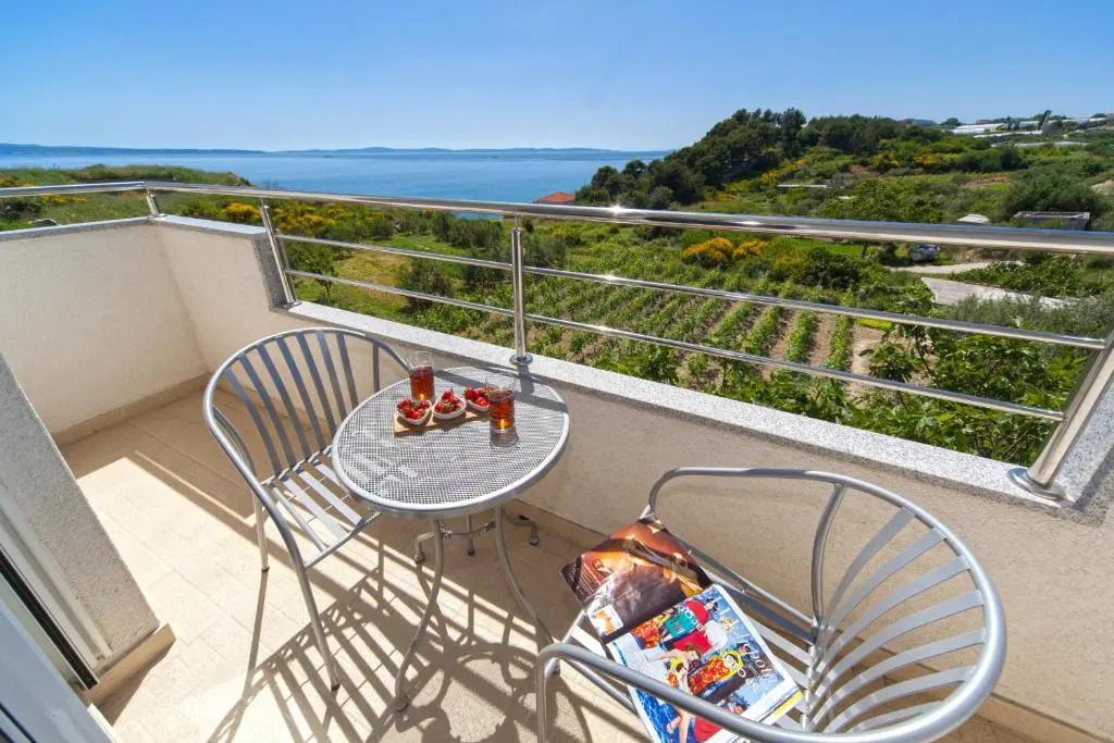 The View Apartments